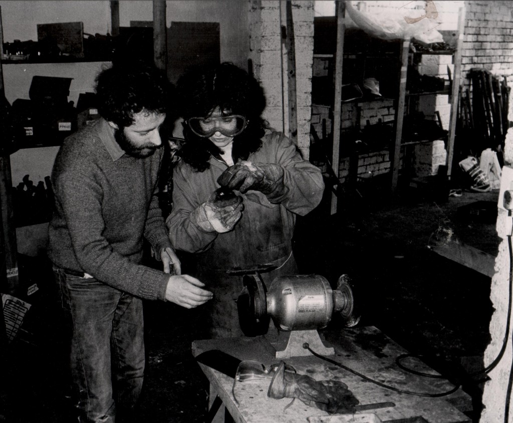 TOOLS-FOR-SOLIDARITY-BELFAST-CHARITY-IN-BELFAST-DONATE-TOOLS-IN-BELFAST-DONATE-SEWING-MACHINE-IN-BELFAST-VOLUNTEER-IN-BELFAST